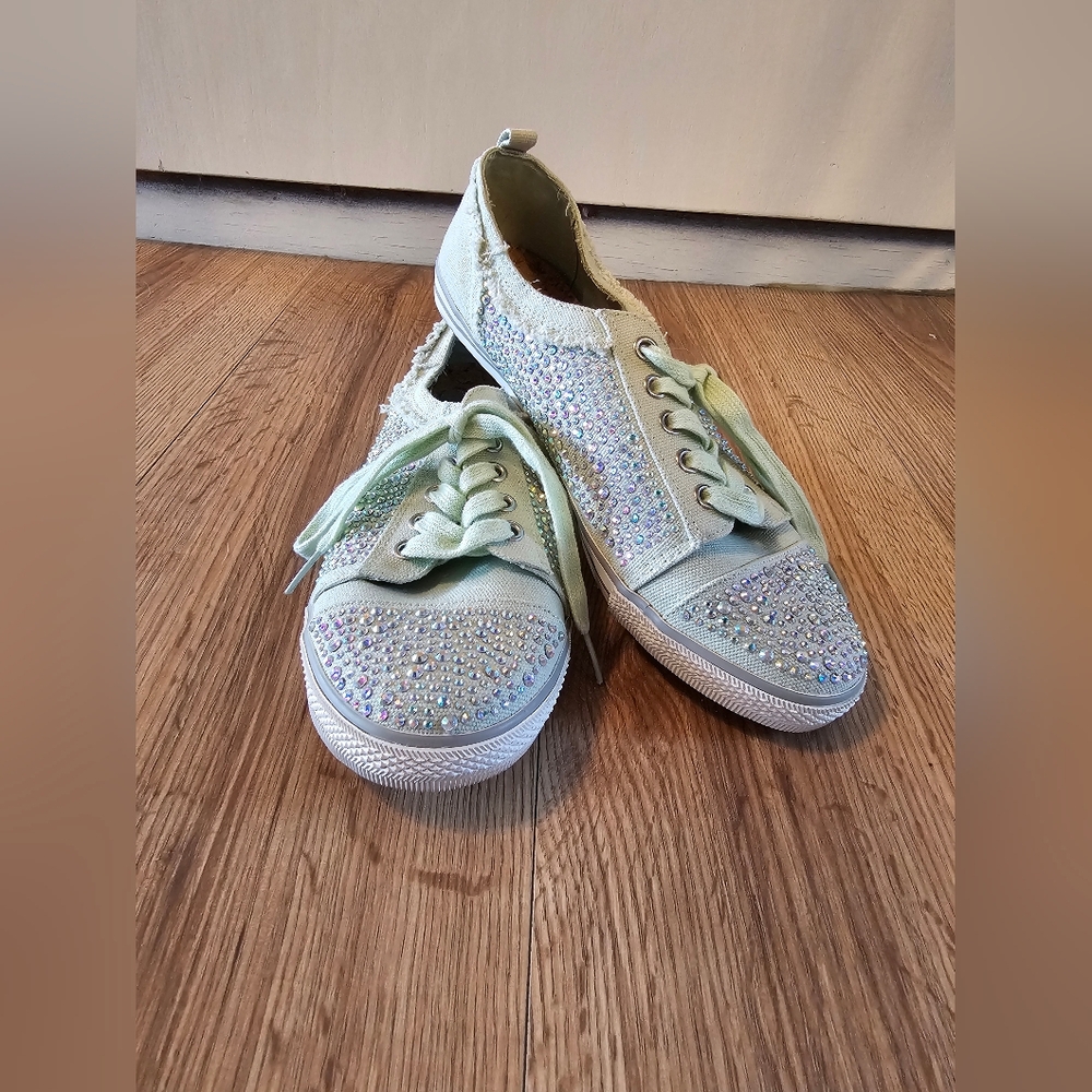 Gianni Bini Mint Green Sparkle Sneakers, Size 8.5
